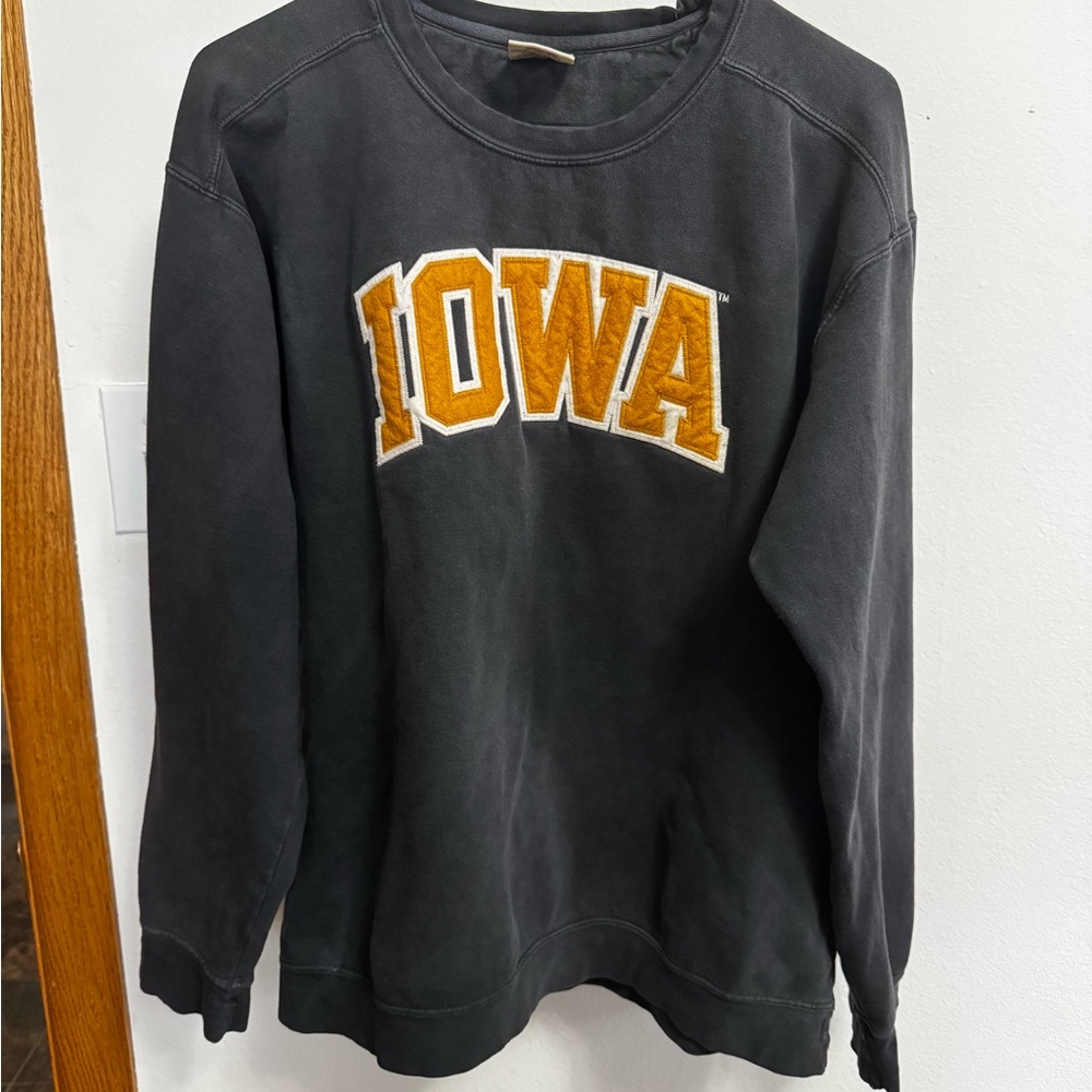 Comfort Colors Charcoal Iowa Sweatshirt